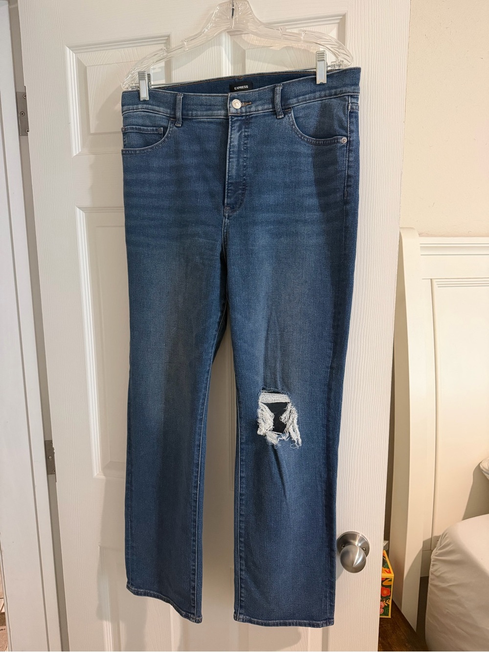 Express Women's Boot Cut Jeans in Medium Blue with Distressed Knee